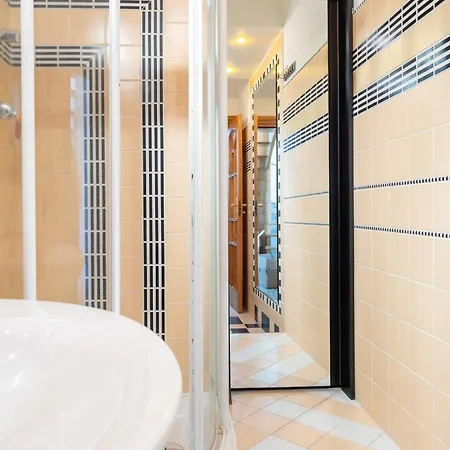 Апартаменты Baltic Breeze Victus For 5 Guests By Renters *